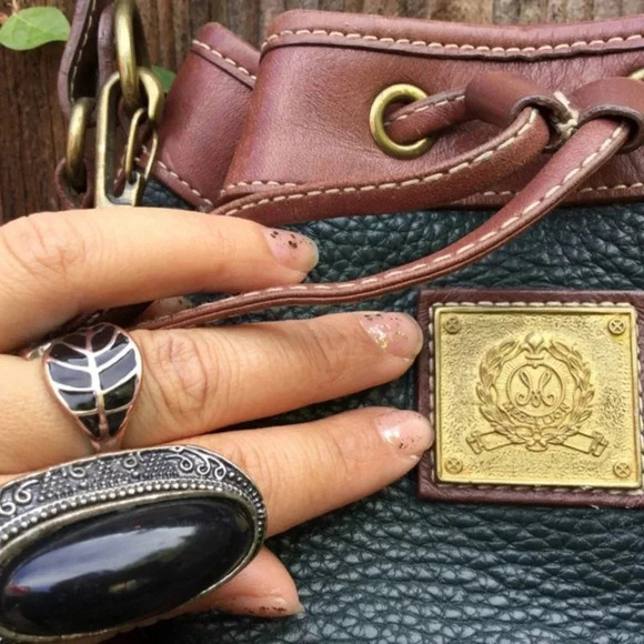 Vintage 90s Hunter Green Pebbled Genuine Leather Boho Chic Bucket Drawstring Bag - Picture 4 of 8